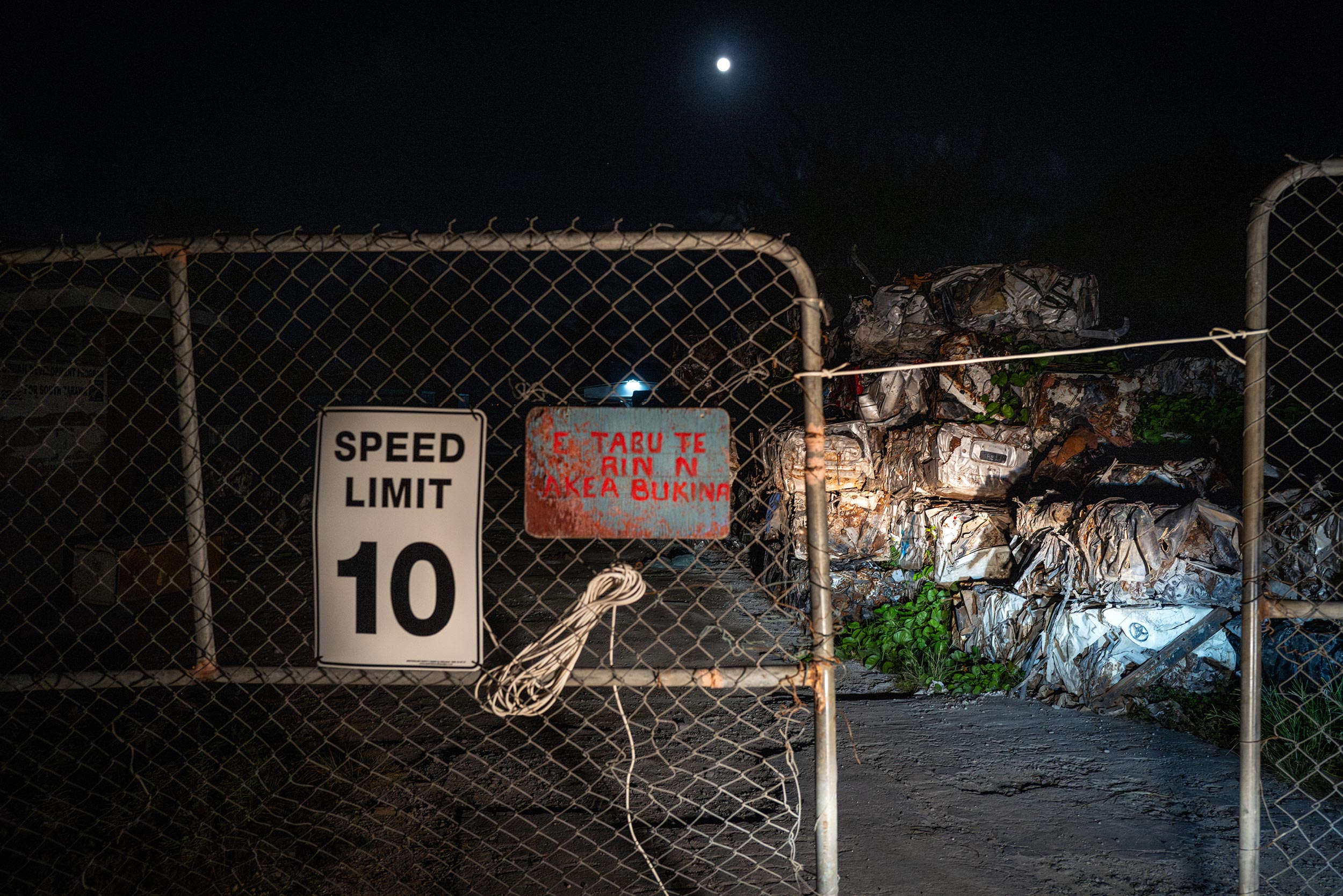 Rising Tide – Kiribati between Land and Sea